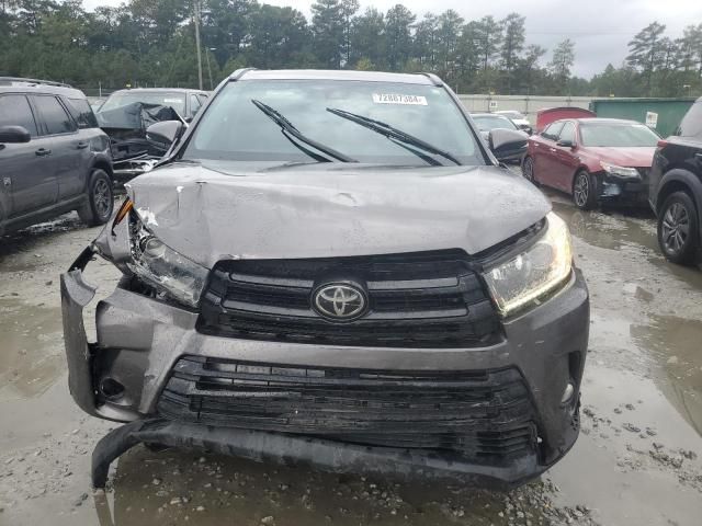 2018 Toyota Highlander SE