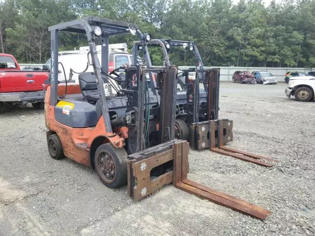 2005 Toyota Forklift