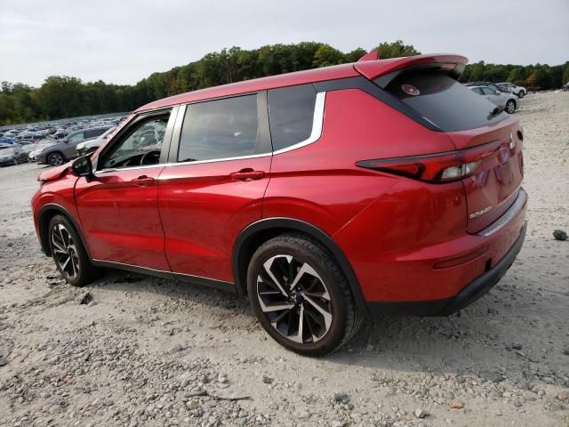 2022 Mitsubishi Outlander ES