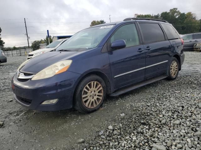 2007 Toyota Sienna XLE