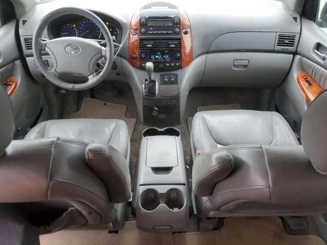 2007 Toyota Sienna XLE