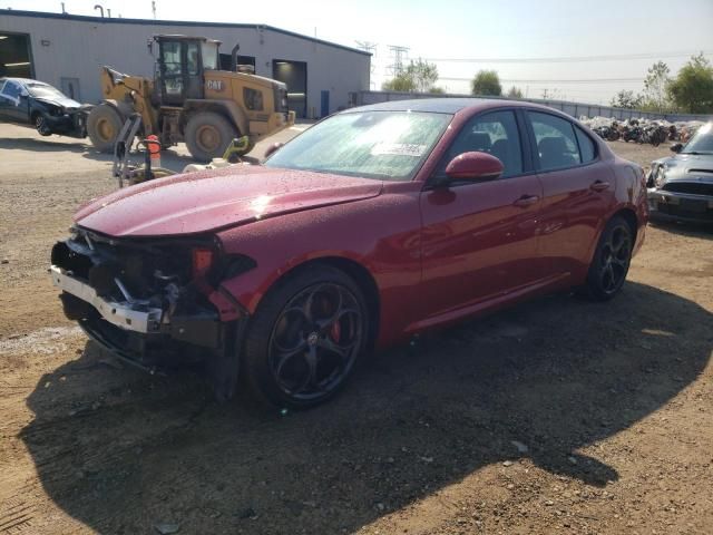 2017 Alfa Romeo Giulia TI Q4