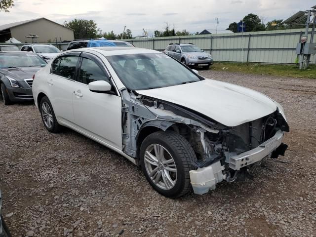 2015 Infiniti Q40