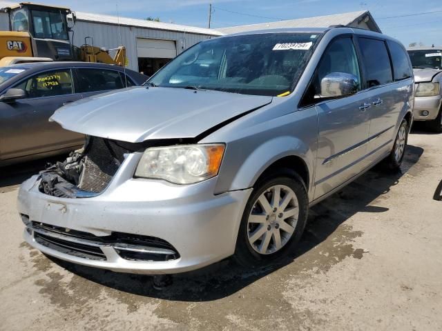 2012 Chrysler Town & Country Touring L