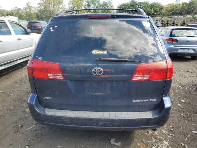 2004 Toyota Sienna XLE