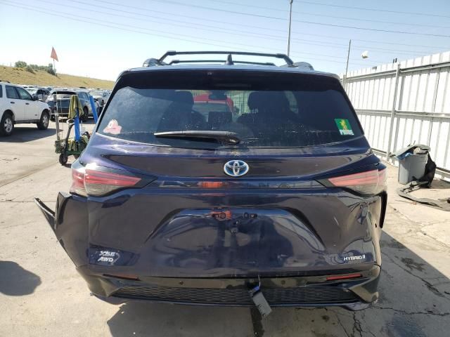 2022 Toyota Sienna XSE