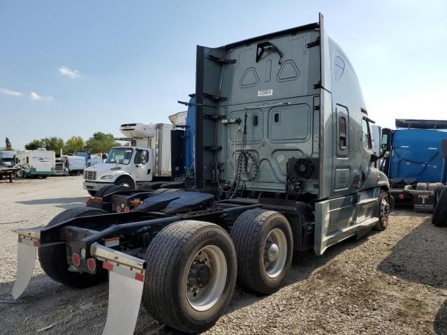 2018 Freightliner Cascadia 125