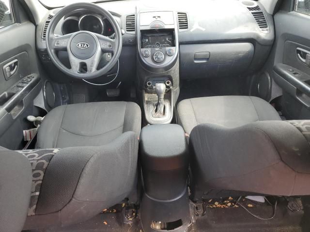 2011 KIA Soul +