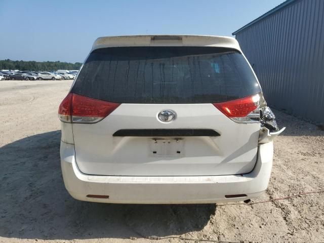 2012 Toyota Sienna