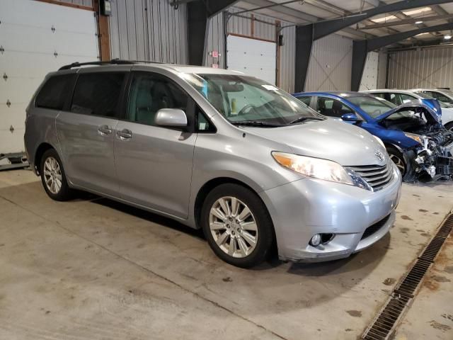 2013 Toyota Sienna XLE