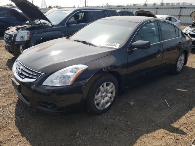 2010 Nissan Altima Base