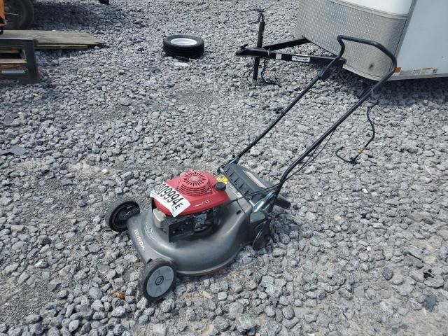 2000 Honda Mower