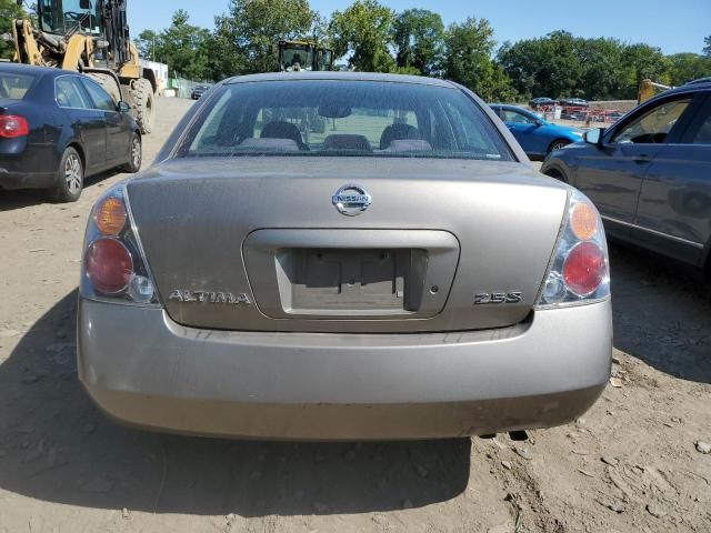 2003 Nissan Altima Base