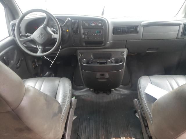 2002 GMC Savana G1500