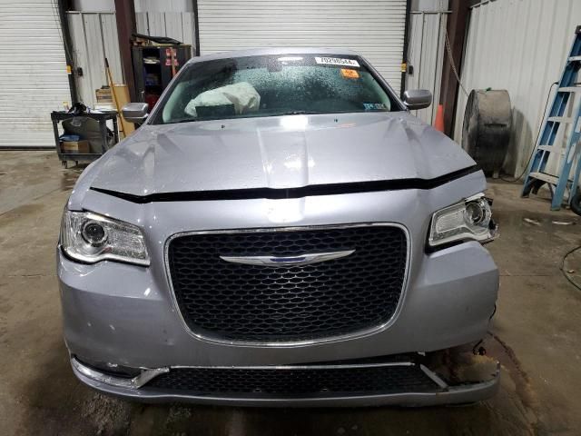 2016 Chrysler 300 Limited