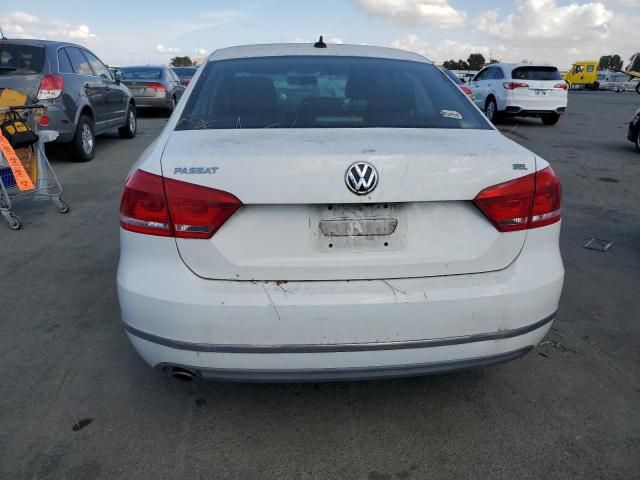 2013 Volkswagen Passat SEL