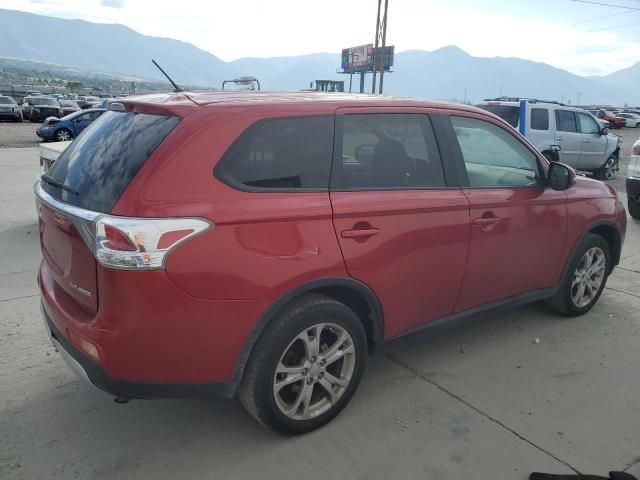 2015 Mitsubishi Outlander SE