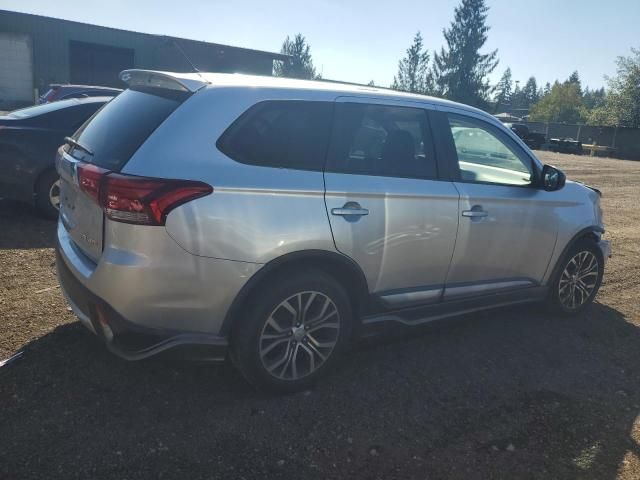 2016 Mitsubishi Outlander SE