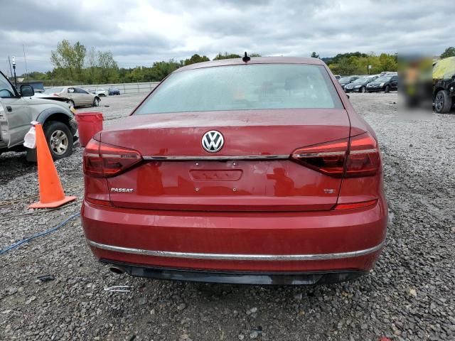 2017 Volkswagen Passat R-Line