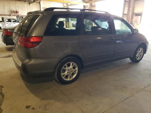 2005 Toyota Sienna XLE