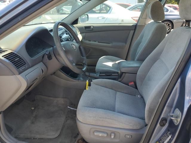 2004 Toyota Camry LE