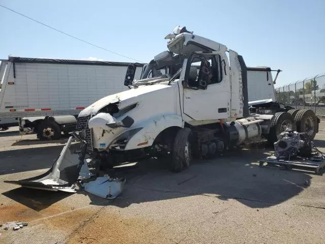 2019 Volvo VN VNL