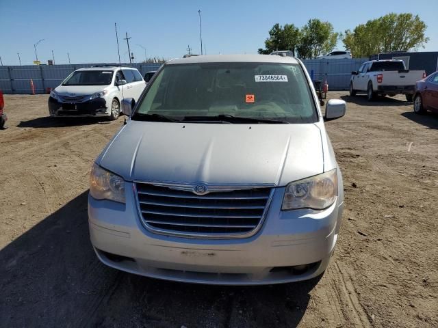 2010 Chrysler Town & Country Touring