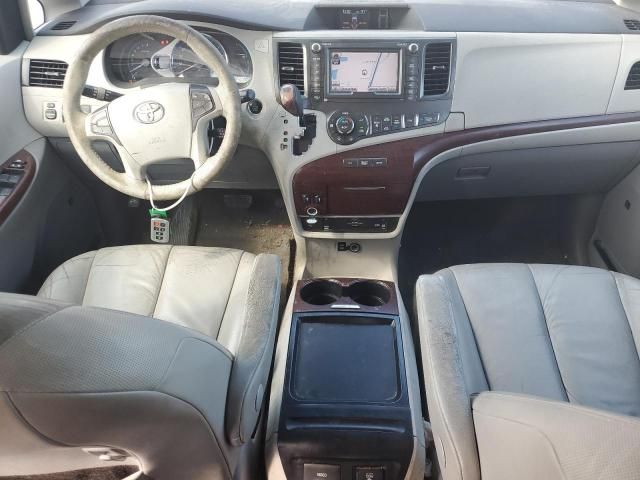 2011 Toyota Sienna XLE