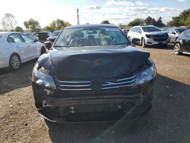 2014 Volkswagen Passat S