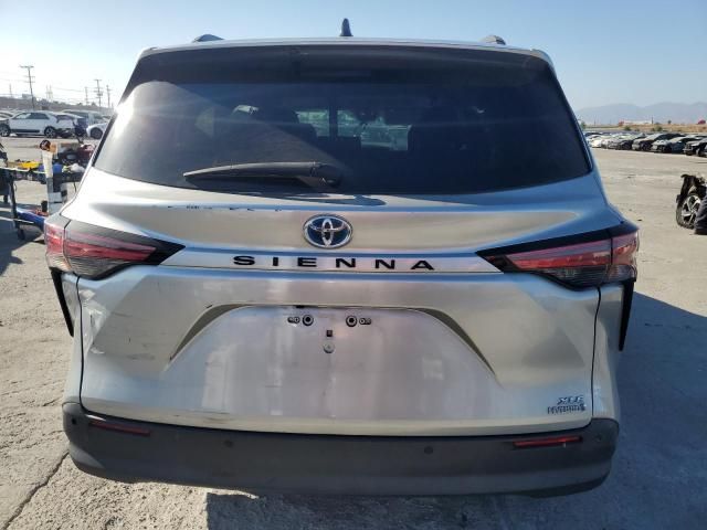 2022 Toyota Sienna XLE