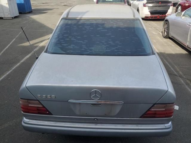 1995 Mercedes-Benz E 320 Base