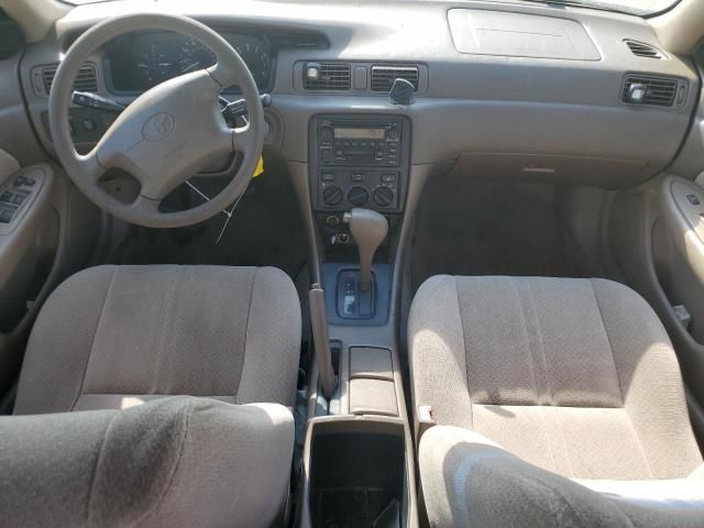 2000 Toyota Camry CE