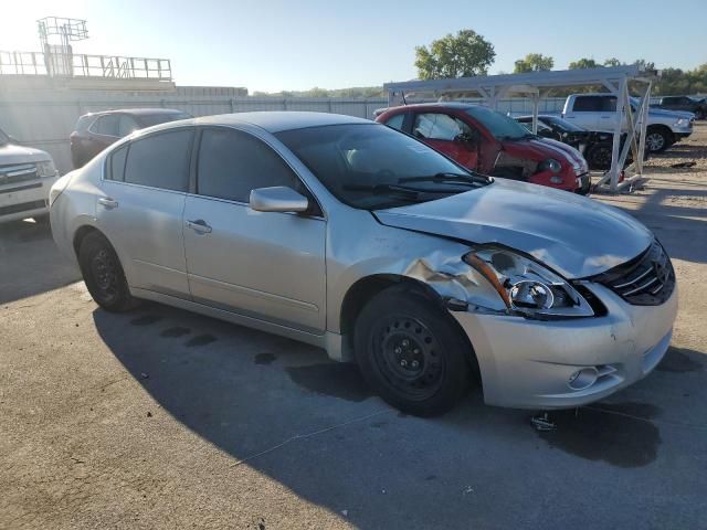 2010 Nissan Altima Base