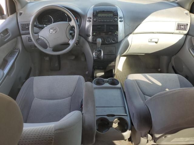 2007 Toyota Sienna CE