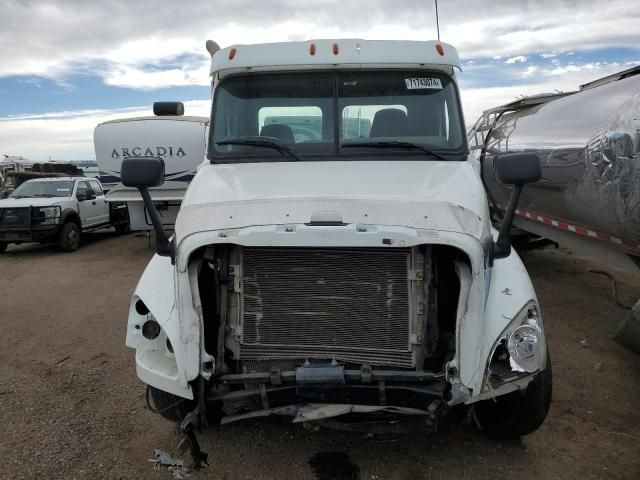 2017 Freightliner Cascadia 125