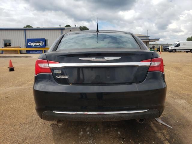 2013 Chrysler 200 Limited