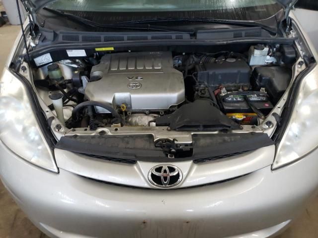 2010 Toyota Sienna CE