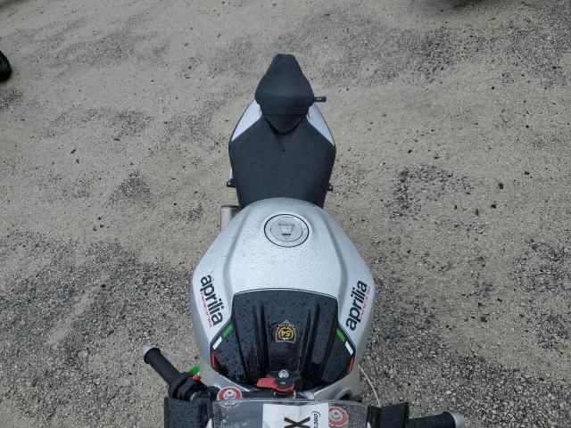 2019 Aprilia RSV4