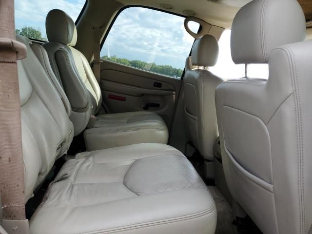 2004 Chevrolet Tahoe C1500