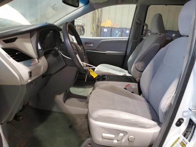 2015 Toyota Sienna LE