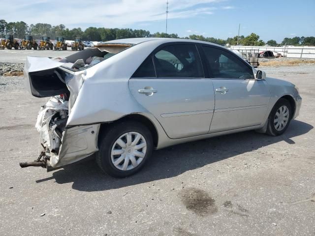 2005 Toyota Camry LE