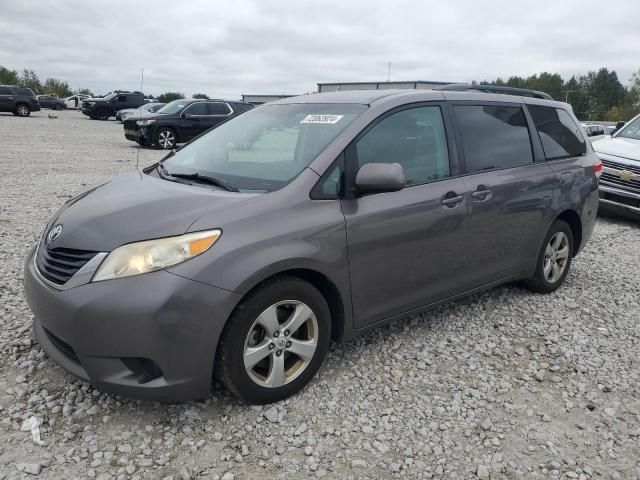 2011 Toyota Sienna LE