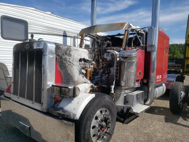 2003 Peterbilt 379