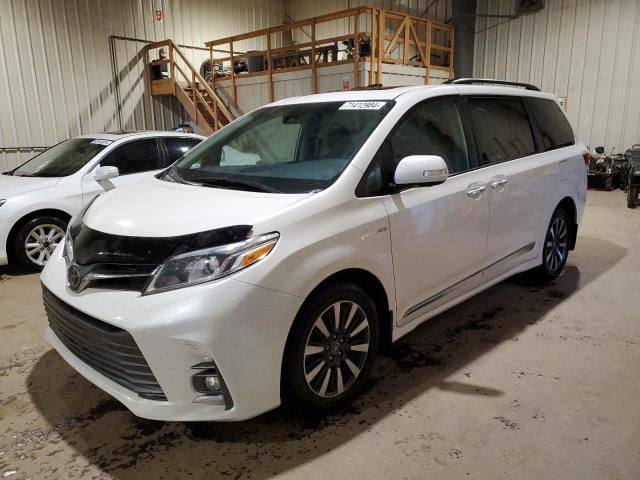 2020 Toyota Sienna XLE