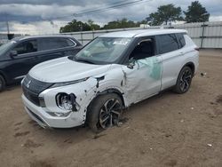 Carros salvage para piezas a la venta en subasta: 2023 Mitsubishi Outlander SE