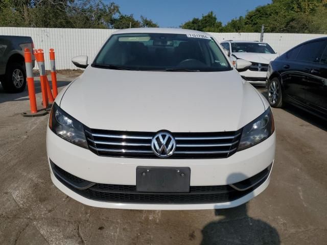 2012 Volkswagen Passat SE