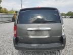 2010 Chrysler Town & Country LX