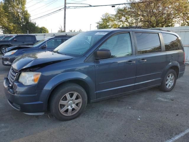 2008 Chrysler Town & Country LX