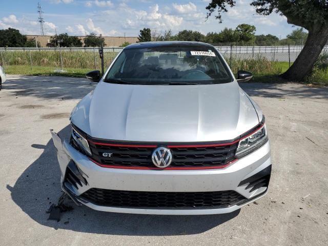 2018 Volkswagen Passat GT