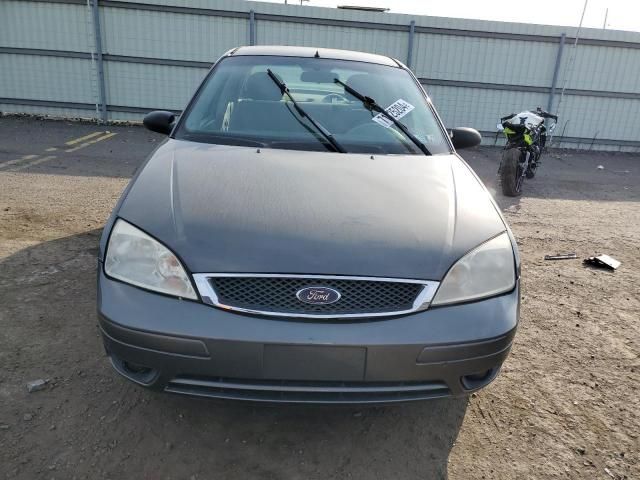 2005 Ford Focus ZX4